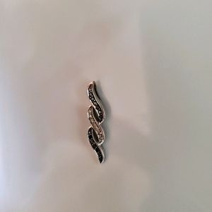 Diamond necklace pendant